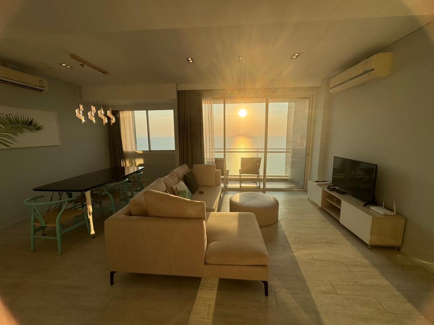 Residence By Hello Pattaya At Veranda Pantai Jomtien Bilik gambar